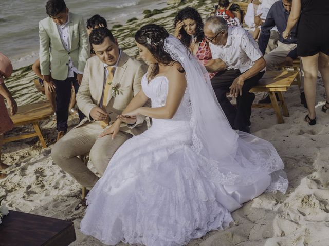 La boda de Eugenio y Angélica en Telchac Puerto, Yucatán 154