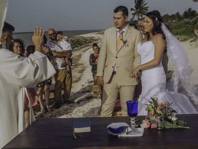 La boda de Eugenio y Angélica en Telchac Puerto, Yucatán 163