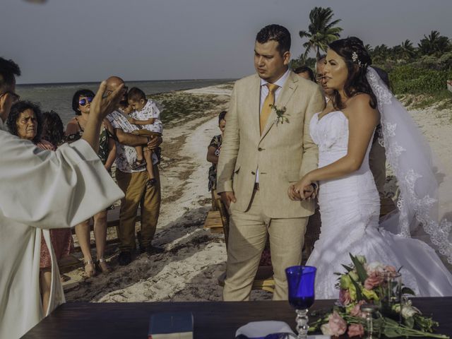 La boda de Eugenio y Angélica en Telchac Puerto, Yucatán 166