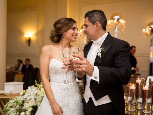 La boda de Alejandro y Alejandra en Monterrey, Nuevo León 24
