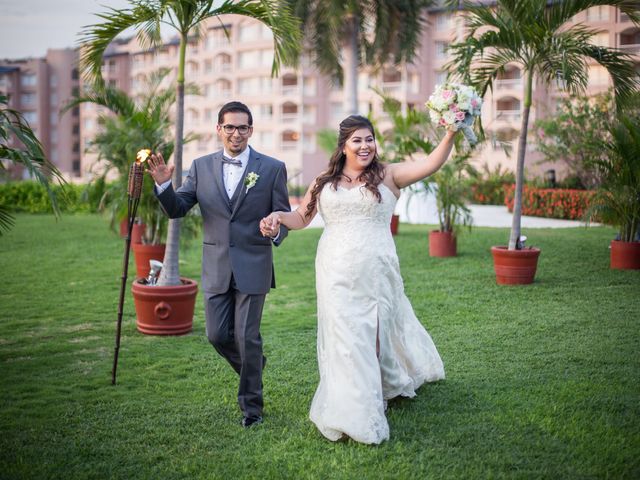 La boda de Noel y Adriana en Ixtapa Zihuatanejo, Guerrero 29