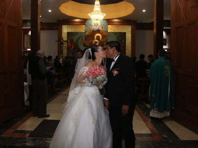 La boda de Jonathan  y Karla  en Guadalajara, Jalisco 11