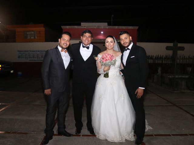 La boda de Jonathan  y Karla  en Guadalajara, Jalisco 14