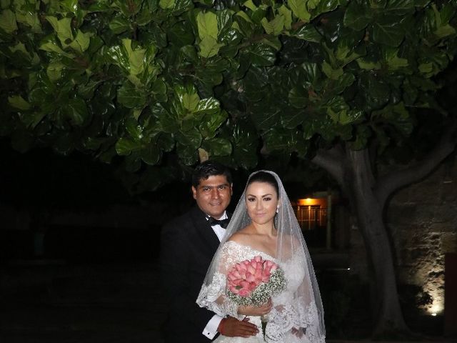 La boda de Jonathan  y Karla  en Guadalajara, Jalisco 16