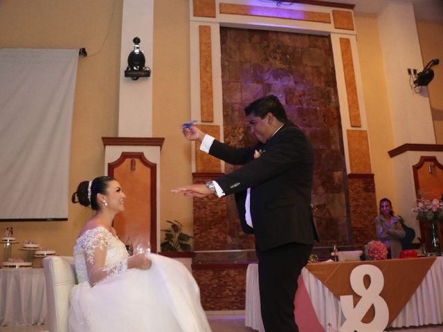 La boda de Jonathan  y Karla  en Guadalajara, Jalisco 25