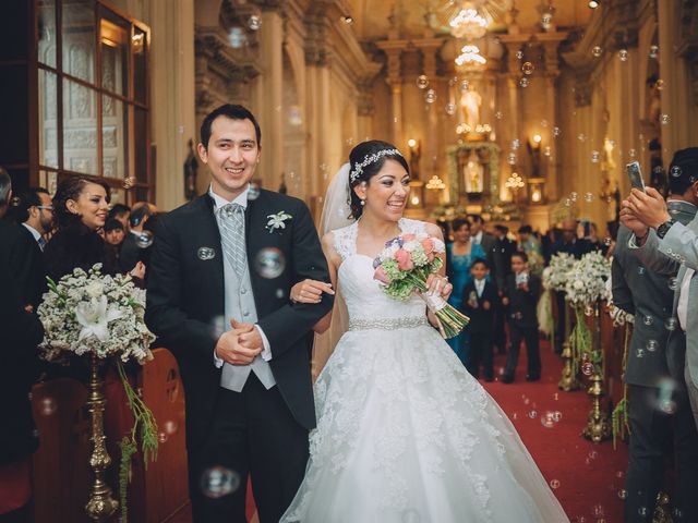 La boda de Juan y Xareni en Monterrey, Nuevo León 33
