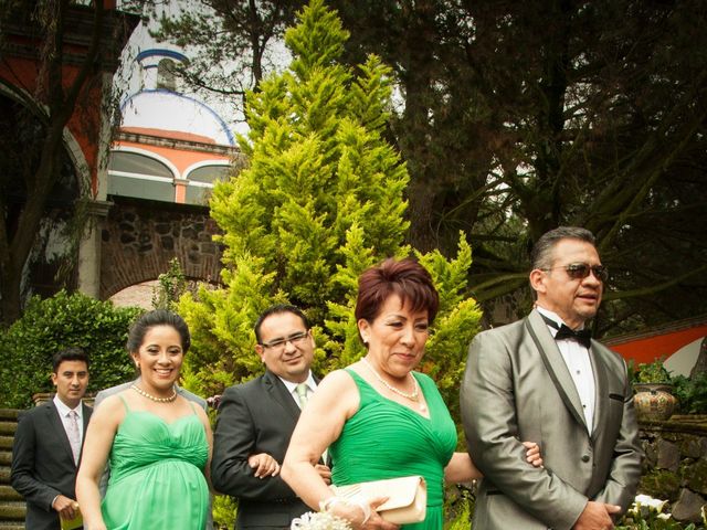La boda de Christian y Claudia en Toluca, Estado México 27