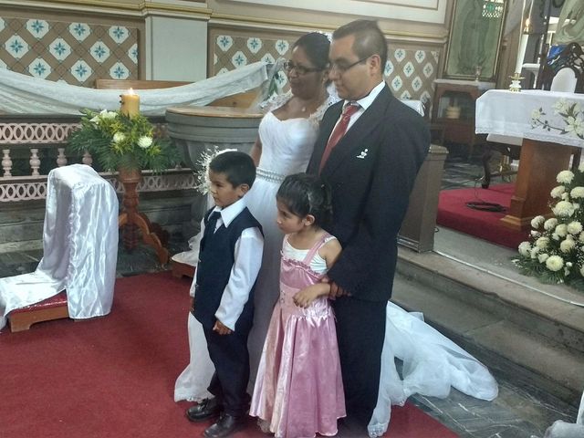 La boda de Erick y Diana  en Maravatío, Michoacán 17