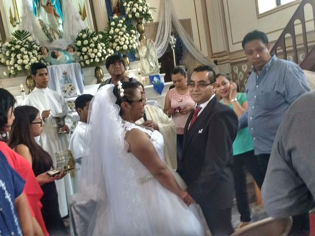 La boda de Erick y Diana  en Maravatío, Michoacán 42