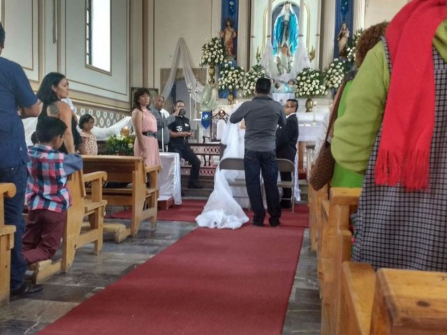 La boda de Erick y Diana  en Maravatío, Michoacán 50