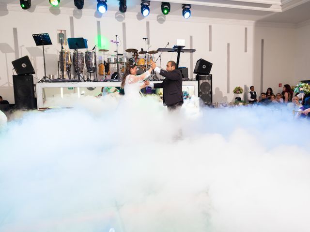 La boda de Miguel y Leticia en Gustavo A. Madero, Ciudad de México 40