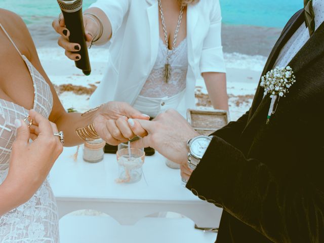 La boda de Micaela y Enrique en Cancún, Quintana Roo 17