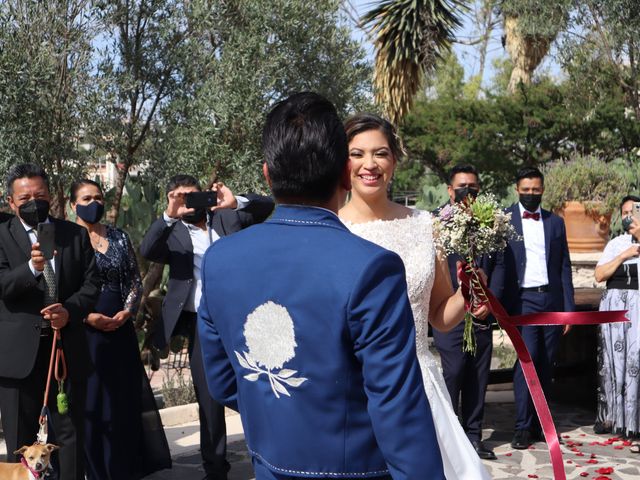 La boda de Miguel Ángel y Dalia en Bernal, Querétaro 17
