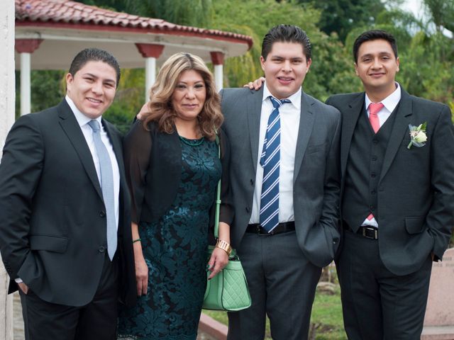 La boda de Emilio y Paola en Tenancingo, Estado México 4