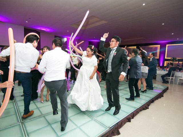 La boda de Víctor y Adriana en Tlaxcala, Tlaxcala 84