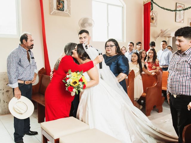 La boda de Jorge y Edith en Ixtlán del Río, Nayarit 34