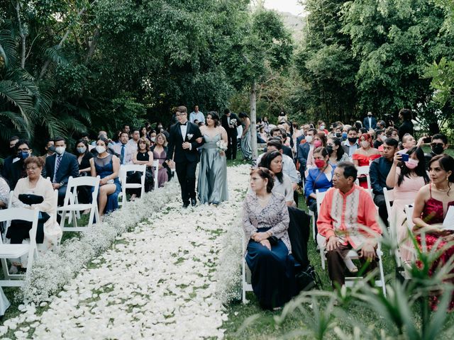 La boda de Martín  y Vianey  en Xochitepec, Morelos 7