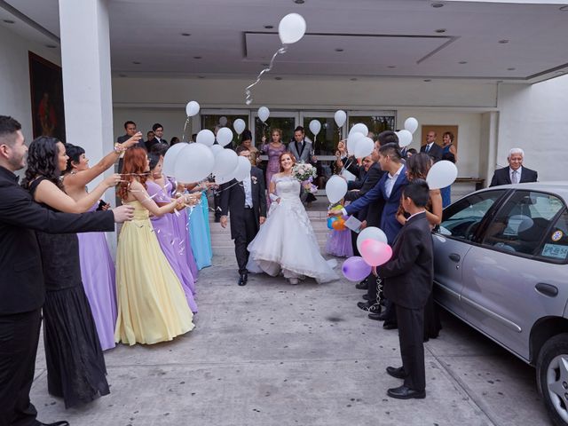 La boda de Diego y Marifer en Monterrey, Nuevo León 235