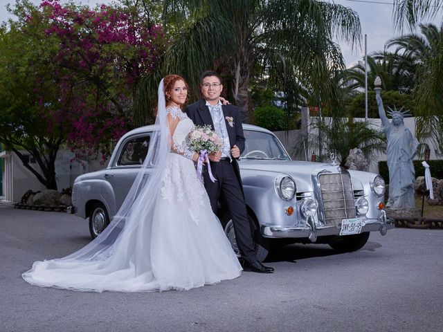 La boda de Diego y Marifer en Monterrey, Nuevo León 237