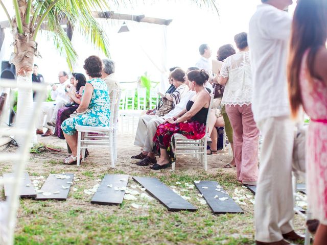 La boda de Rodrigo y Brenda en Playa del Carmen, Quintana Roo 33