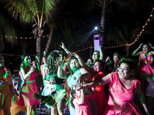 La boda de Rodrigo y Brenda en Playa del Carmen, Quintana Roo 56