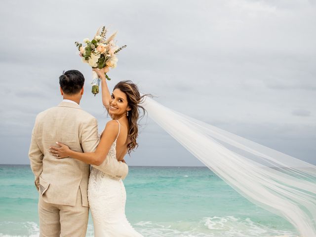 La boda de Paul y Xiomara en Cancún, Quintana Roo 15