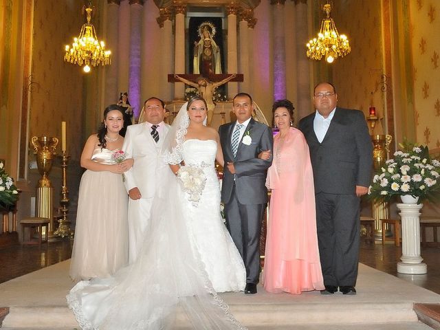 La boda de Alfredo  y Xitlali  en Morelos, Chihuahua 16
