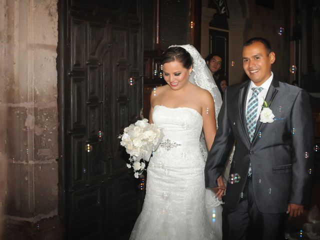 La boda de Alfredo  y Xitlali  en Morelos, Chihuahua 24