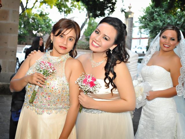 La boda de Alfredo  y Xitlali  en Morelos, Chihuahua 10