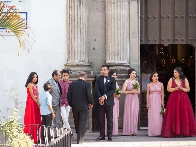 La boda de Sergio y Alejandra en Tlajomulco de Zúñiga, Jalisco 13