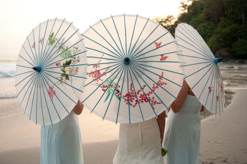 t30_36-1bride-and-maids-with-parasols_5_