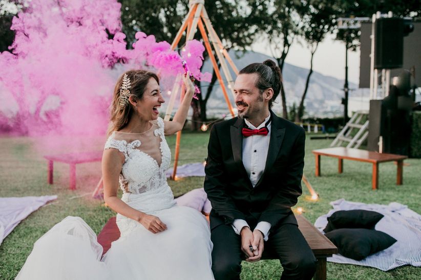 Humo de colores para la boda: una sesión de fotos en las ...