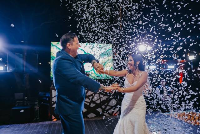 Momentum Wedding Studio 1