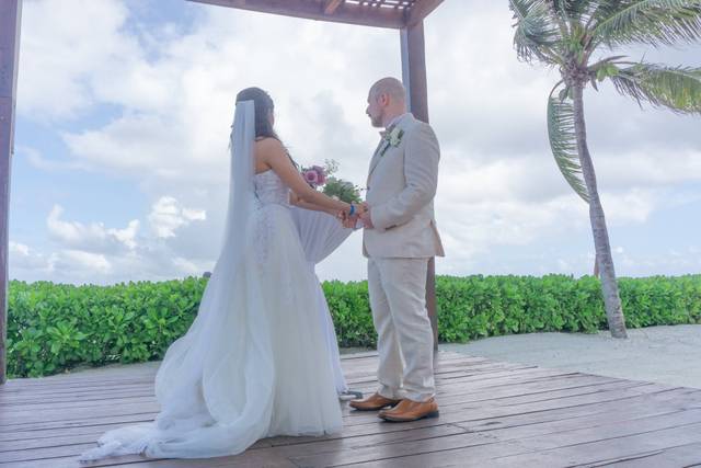 Bluebay Grand Esmeralda 2