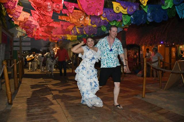 La boda de Mara  y Levon  1