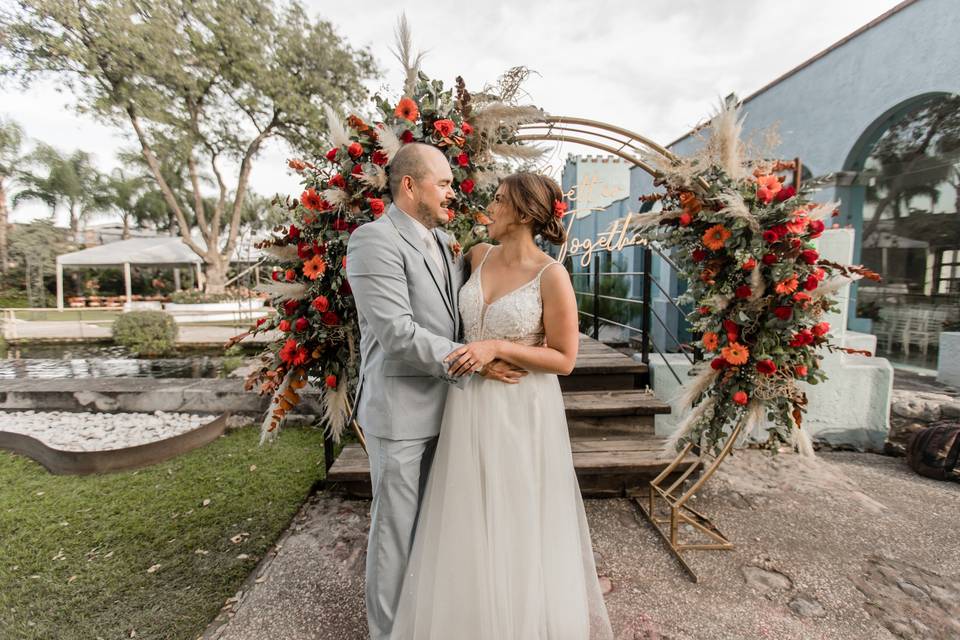 La boda de Izvetia y Gabriel