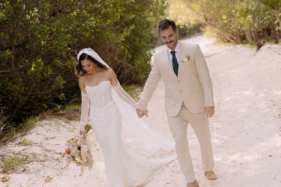 La boda de Ale y Emi
