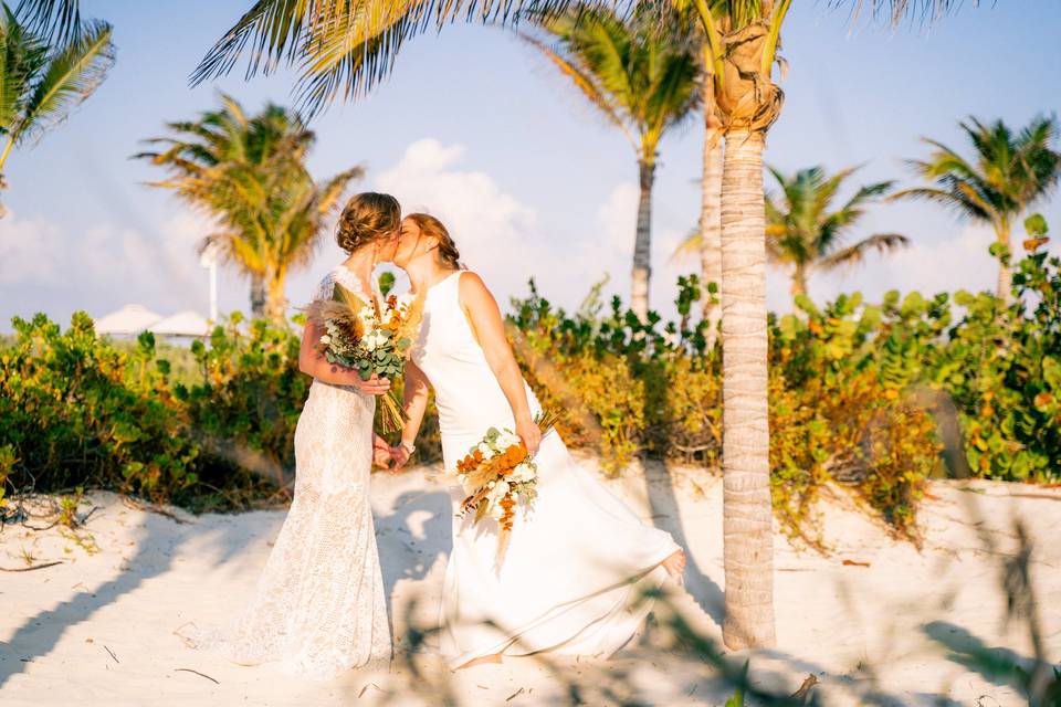 La boda de Sabrina y Mary