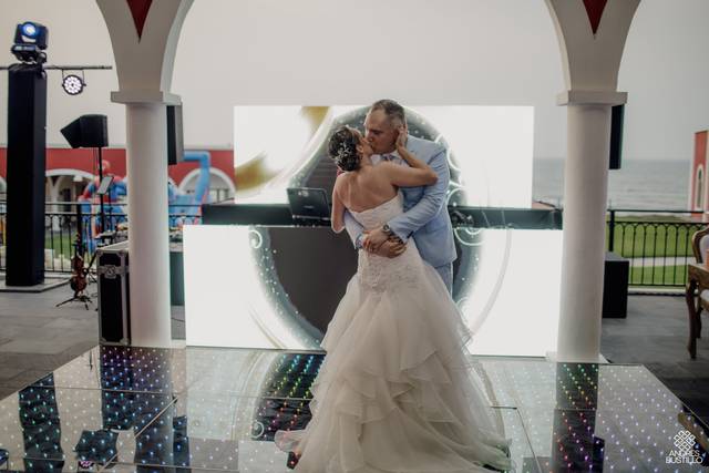 La boda de Vanessa y Pepe 2