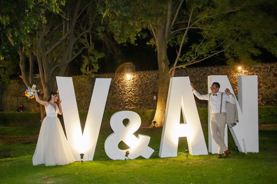 La boda de Valeria y Antonio