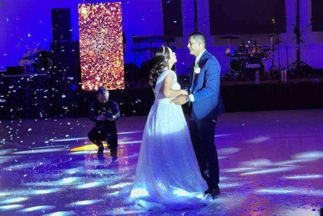 La boda de Vanessa y Ariel  2