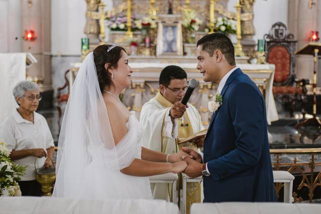 La boda de Vanessa y Ariel  3