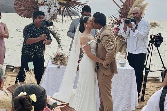 La boda de Yulisa y Víctor  2