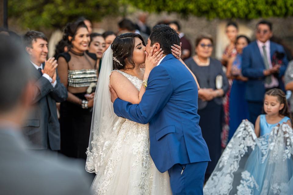 La boda de Thania y Mike