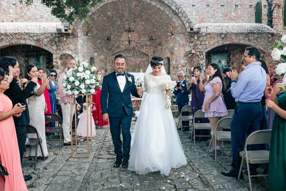 La boda de Omar y Rosita