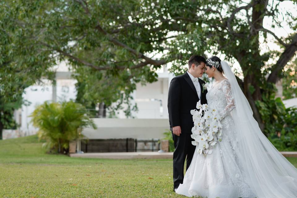 La boda de Alejandra y Adrián