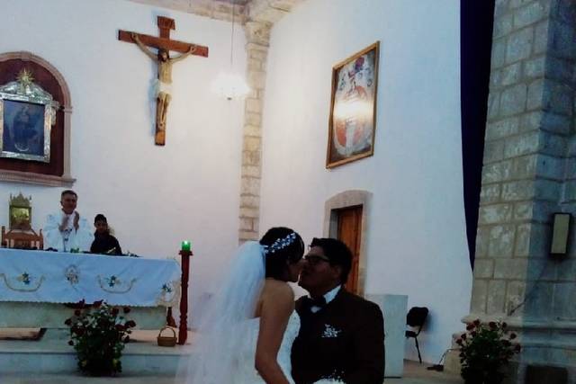 La boda de Montserrat  y Raymundo  3