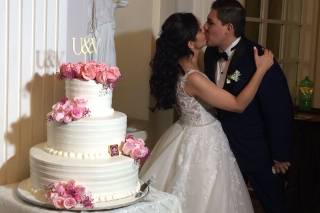 Nina - Cake Toppers - 6