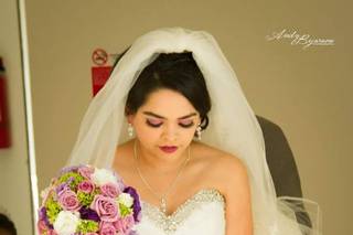 Nadine Flores y Regalos - 16