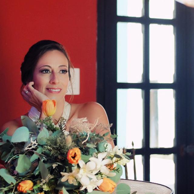 Miriam Gómez Makeup & Hair Studio - 1